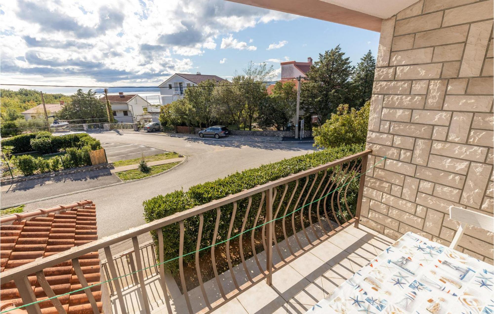 Nice Apartment In Jadranovo With Kitchen Екстериор снимка
